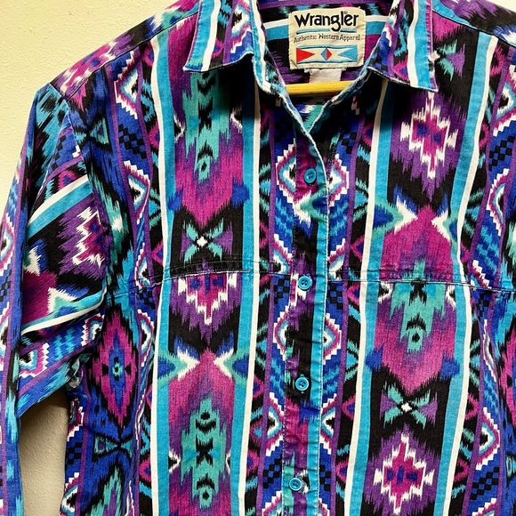 Wrangler Vintage 90s Purple/ Turquoise Southwestern /Aztec Striped Button Up (L) - Picture 5 of 8